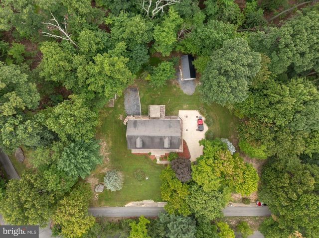 298 ASHLAND WOODS DR, Harpers Ferry, WV 25425