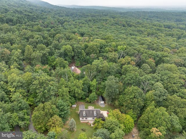298 ASHLAND WOODS DR, Harpers Ferry, WV 25425
