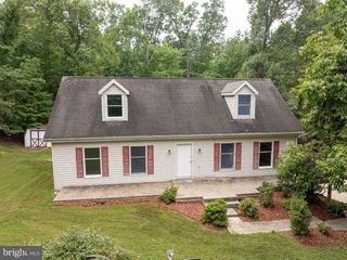 298 ASHLAND WOODS DR, Harpers Ferry, WV 25425