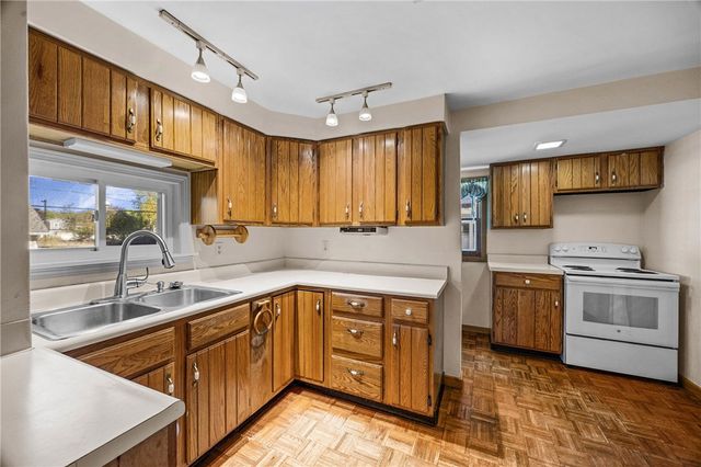 311 Cobb Terrace, Brighton, NY 14620