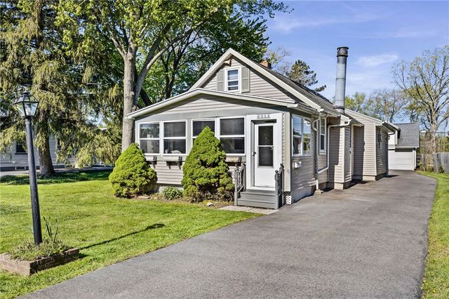 311 Cobb Terrace, Brighton, NY 14620