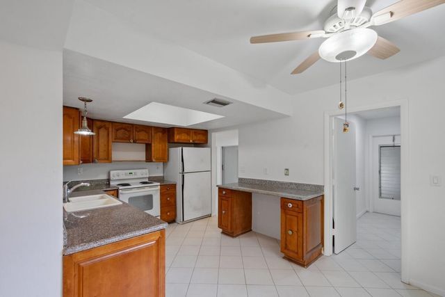 4704 Queen Palm Lane, Tamarac, FL 33319