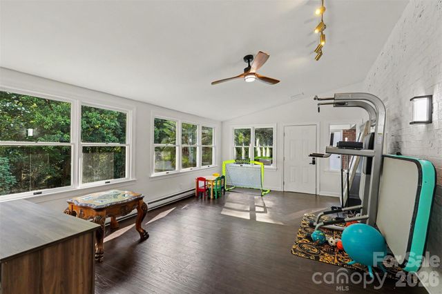 2814 winding oak Drive, Charlotte, NC 28270
