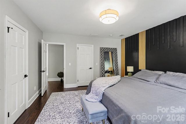 2814 winding oak Drive, Charlotte, NC 28270