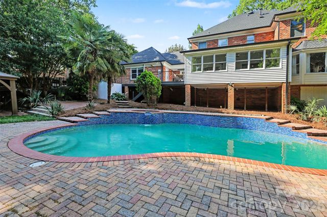 2814 winding oak Drive, Charlotte, NC 28270
