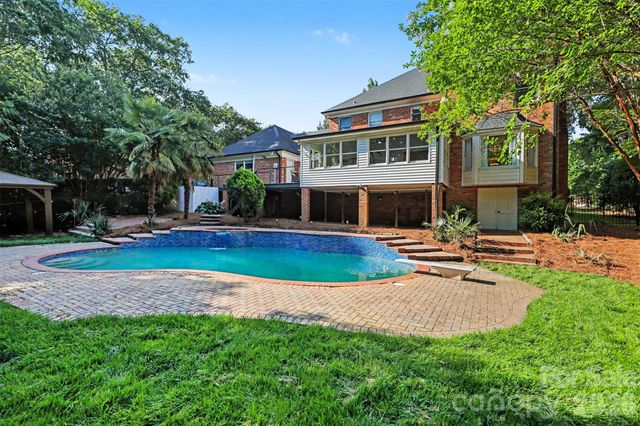 2814 winding oak Drive, Charlotte, NC 28270