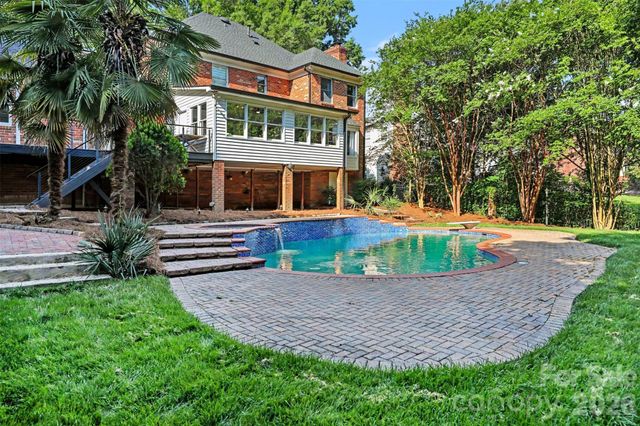 2814 winding oak Drive, Charlotte, NC 28270