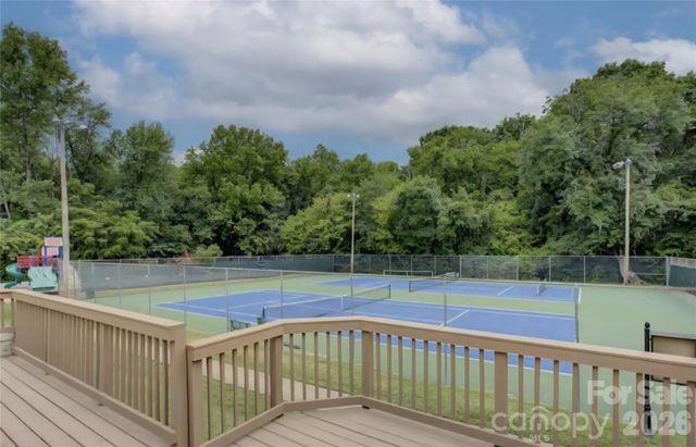 2814 winding oak Drive, Charlotte, NC 28270