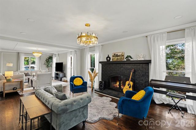 2814 winding oak Drive, Charlotte, NC 28270