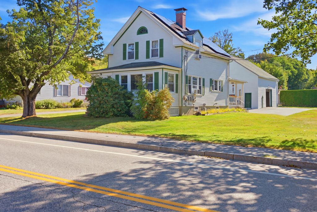 431 East Avenue, Lewiston, ME 04240 — exterior