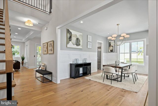 5412 21ST ST N, Arlington, VA 22205