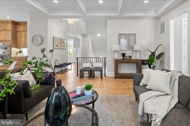 5412 21ST ST N, Arlington, VA 22205