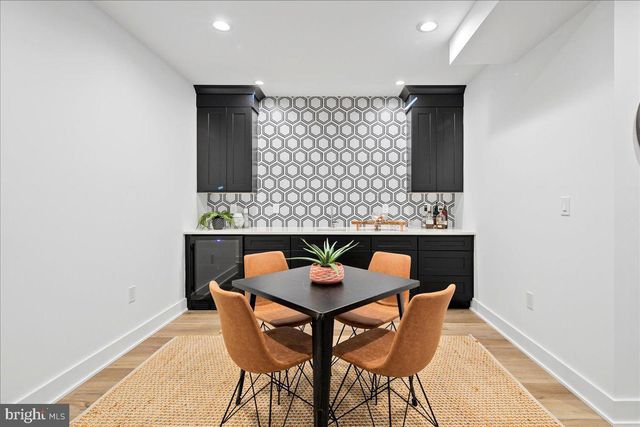5412 21ST ST N, Arlington, VA 22205