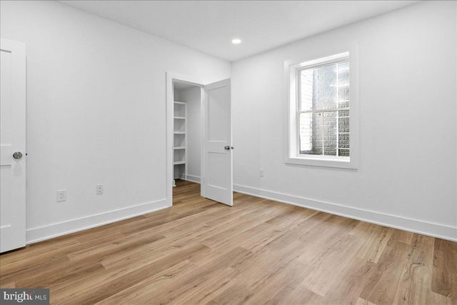 5412 21ST ST N, Arlington, VA 22205