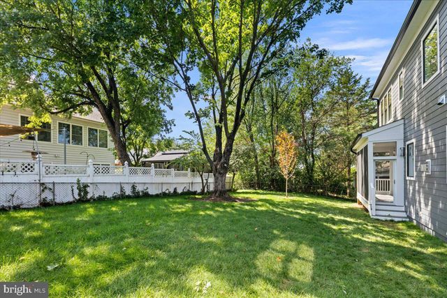 5412 21ST ST N, Arlington, VA 22205