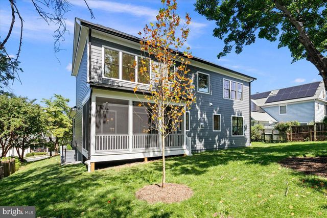 5412 21ST ST N, Arlington, VA 22205