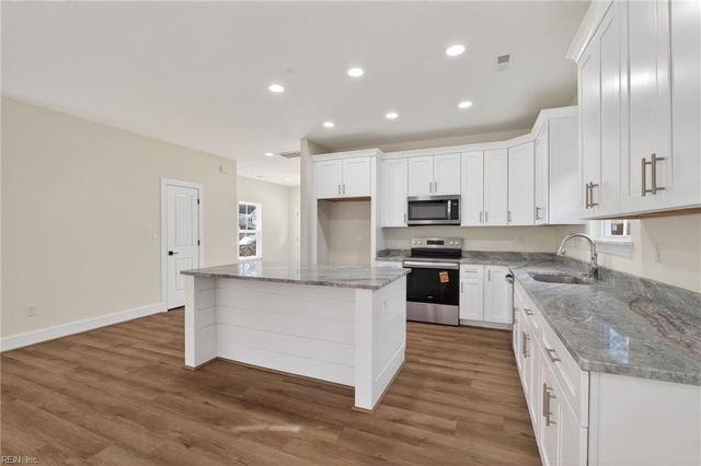 138 S Gum AVE, Virginia Beach, VA 23452