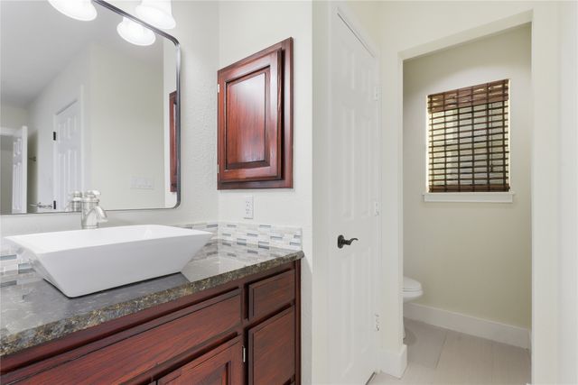 109 Mccullar Road, Burleson, TX 76028