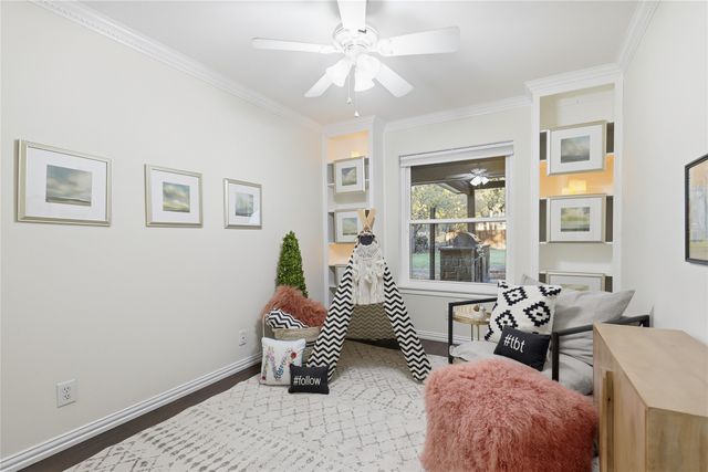 109 Mccullar Road, Burleson, TX 76028