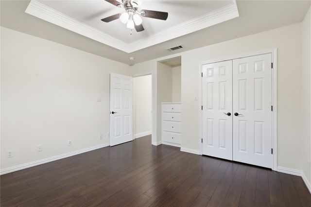 109 Mccullar Road, Burleson, TX 76028