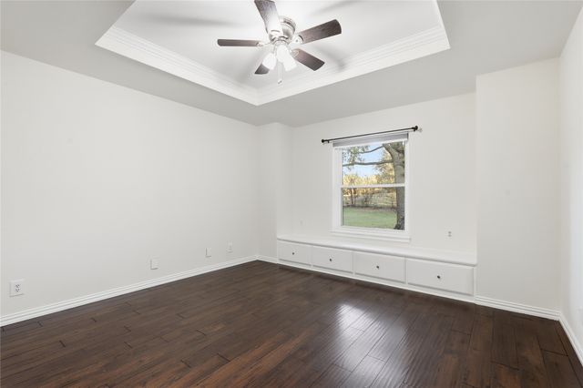 109 Mccullar Road, Burleson, TX 76028