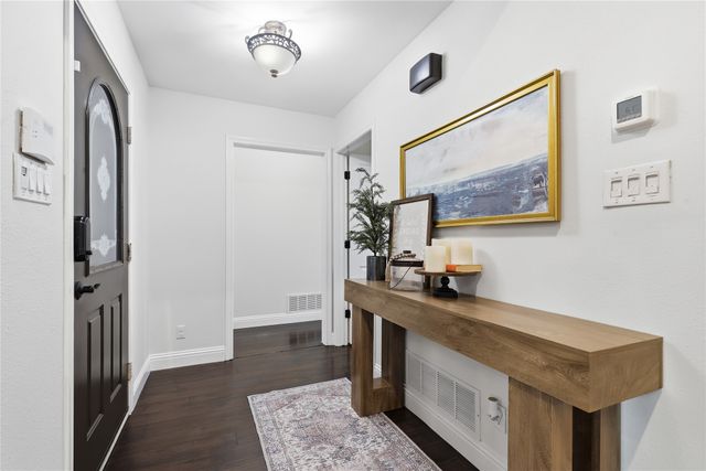 109 Mccullar Road, Burleson, TX 76028