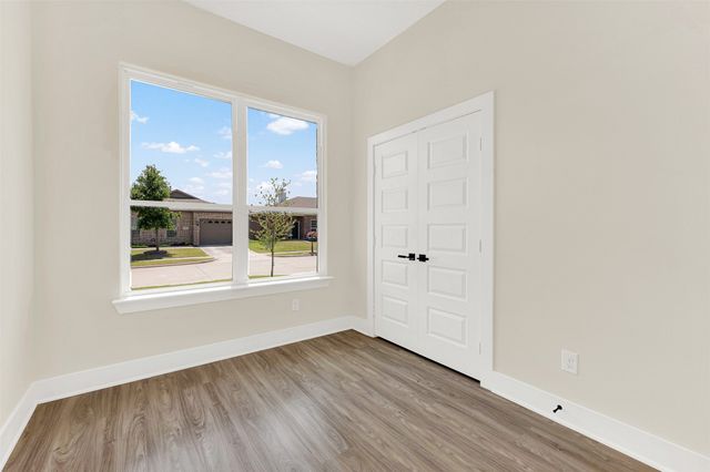 3700 Creek View Drive, Mckinney, TX 75071