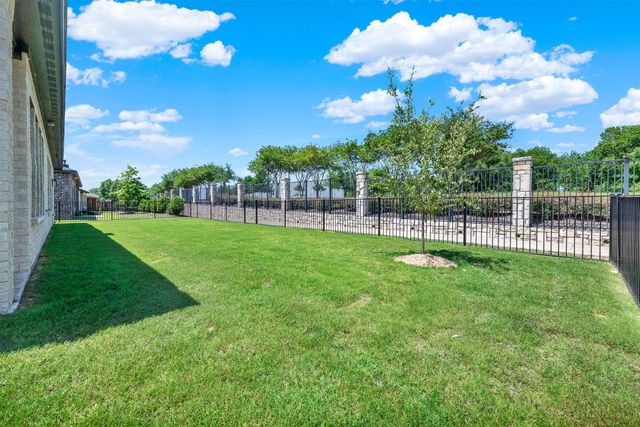 3700 Creek View Drive, Mckinney, TX 75071