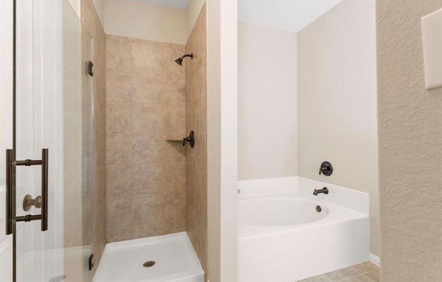 1222 Steel Redan Drive, Iowa Colony, TX 77583