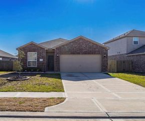 1222 Steel Redan Drive, Iowa Colony, TX 77583