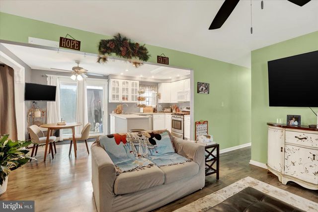 2140 OLD LINCOLN HWY, Langhorne, PA 19047