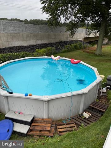 2140 OLD LINCOLN HWY, Langhorne, PA 19047