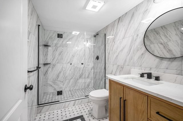230 North St, Tewksbury, MA 01876