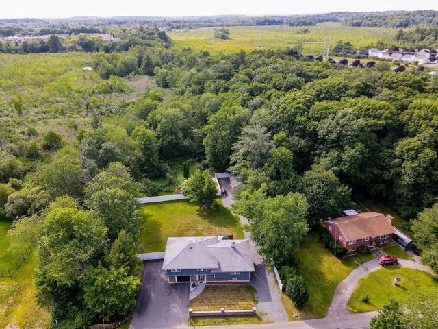 230 North St, Tewksbury, MA 01876