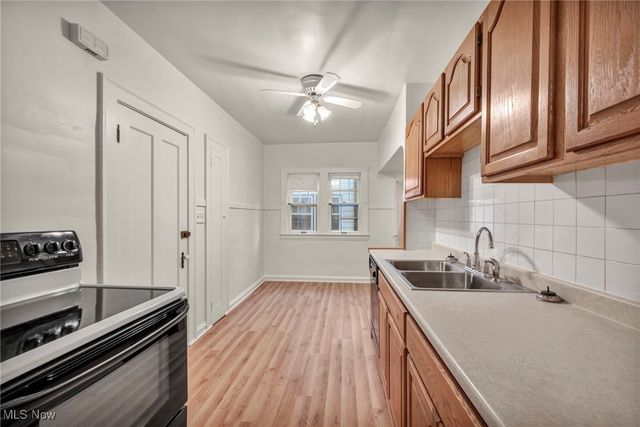 18416 Winslow Road, Shaker Heights, OH 44122