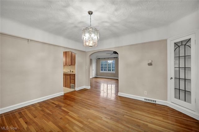 18416 Winslow Road, Shaker Heights, OH 44122