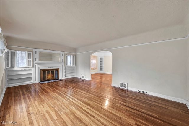 18416 Winslow Road, Shaker Heights, OH 44122