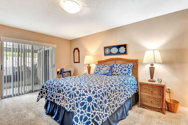 9421 KINGSTON DRIVE, Bradenton, FL 34210