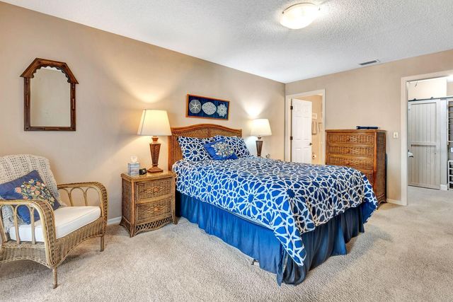 9421 KINGSTON DRIVE, Bradenton, FL 34210