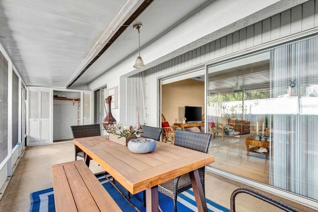 9421 KINGSTON DRIVE, Bradenton, FL 34210