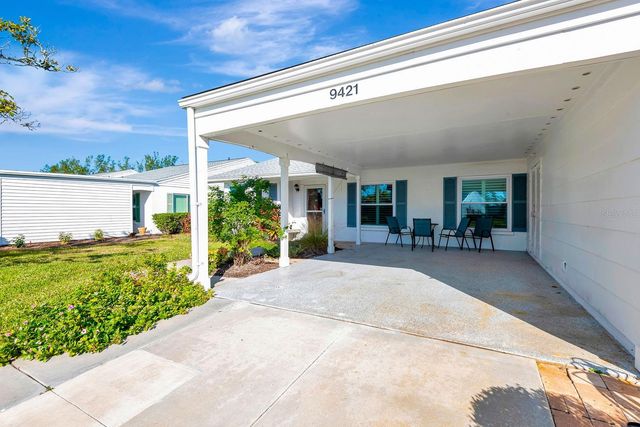 9421 KINGSTON DRIVE, Bradenton, FL 34210