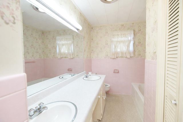 609 Oak Ln, Thibodaux, LA 70301