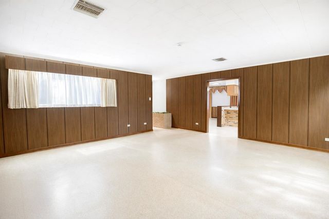 609 Oak Ln, Thibodaux, LA 70301