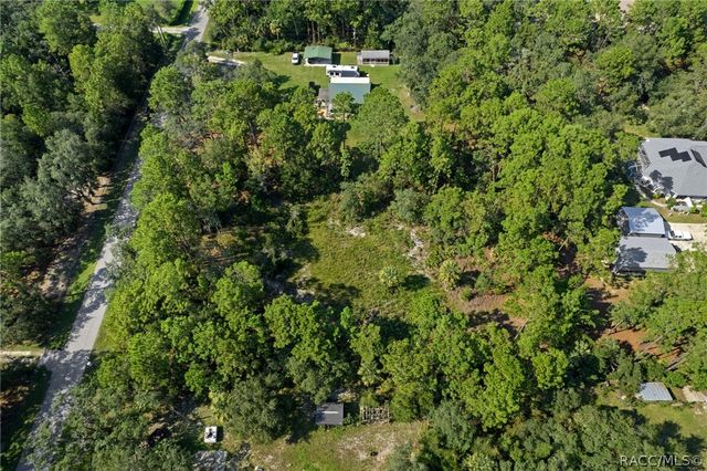 2733 S Bolton Avenue, Homosassa, FL 34448