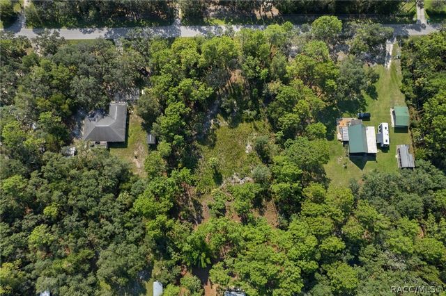 2733 S Bolton Avenue, Homosassa, FL 34448