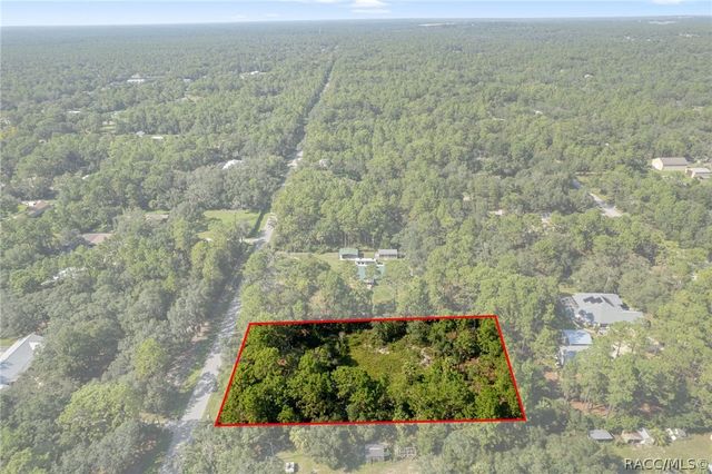 2733 S Bolton Avenue, Homosassa, FL 34448