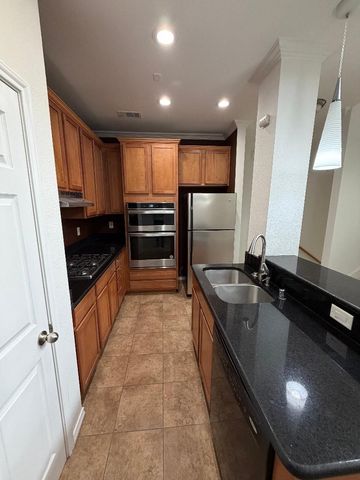 2014 Azure Pointe, Richardson, TX 75080