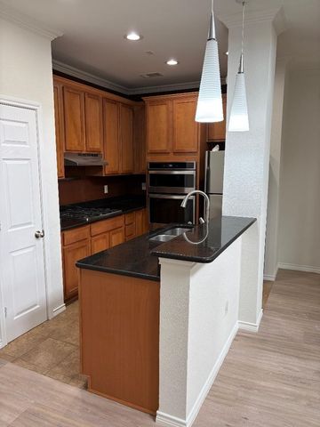 2014 Azure Pointe, Richardson, TX 75080