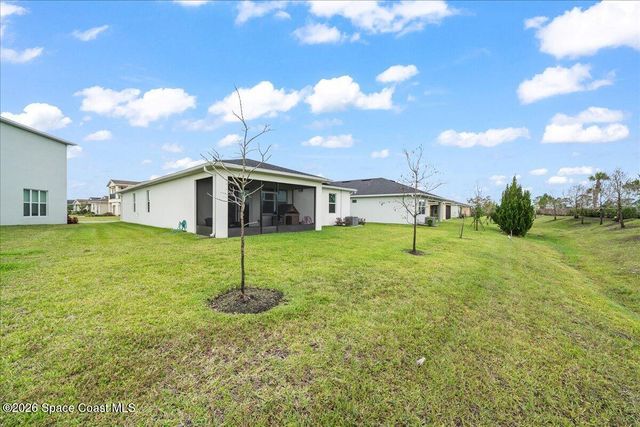732 Veridian Circle NW, Palm Bay, FL 32907