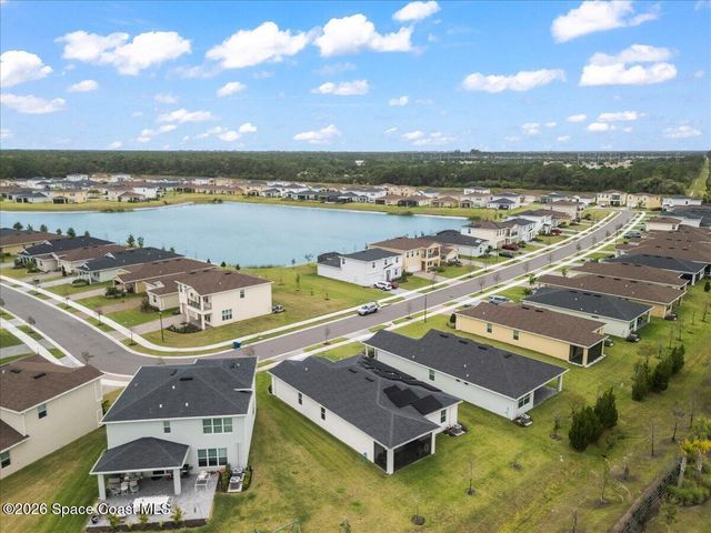 732 Veridian Circle NW, Palm Bay, FL 32907